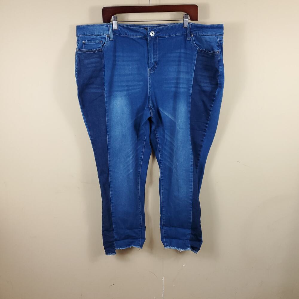 True Craft Mixed Wash Straight Leg Jeans Size 24